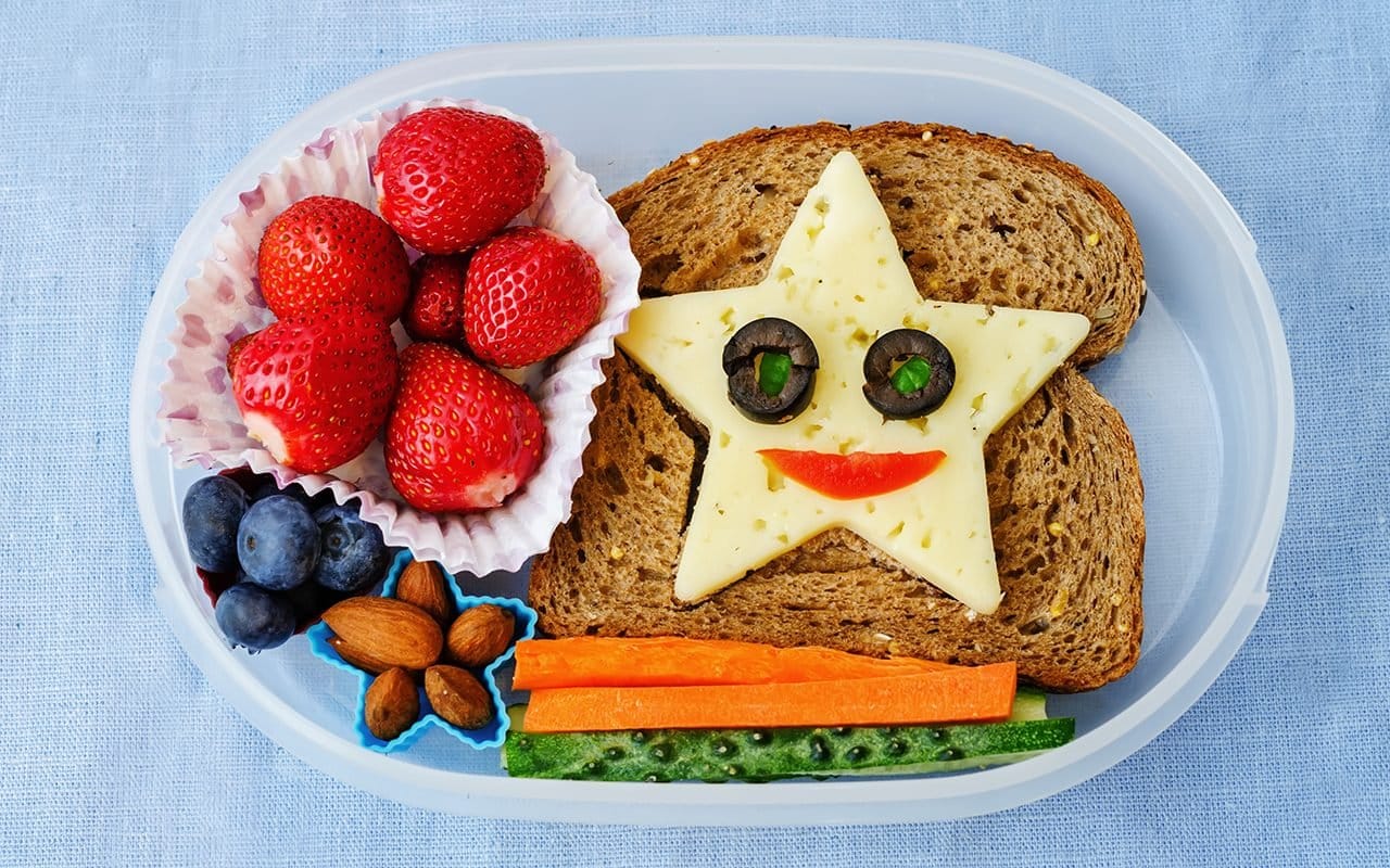 CHILDREN HEALDHI SNACKS